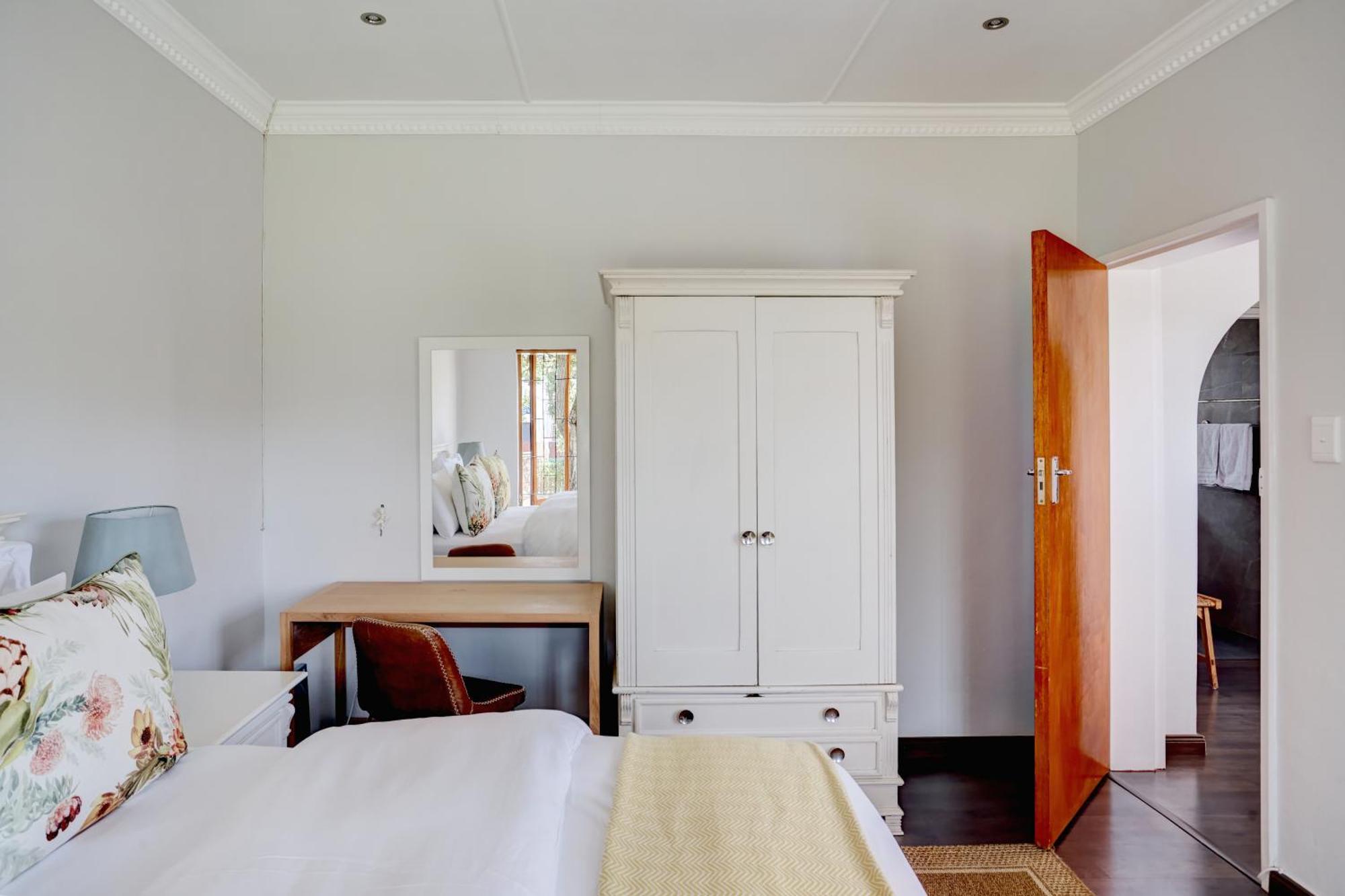 Beautiful Abalone Hotel Hermanus Bagian luar foto