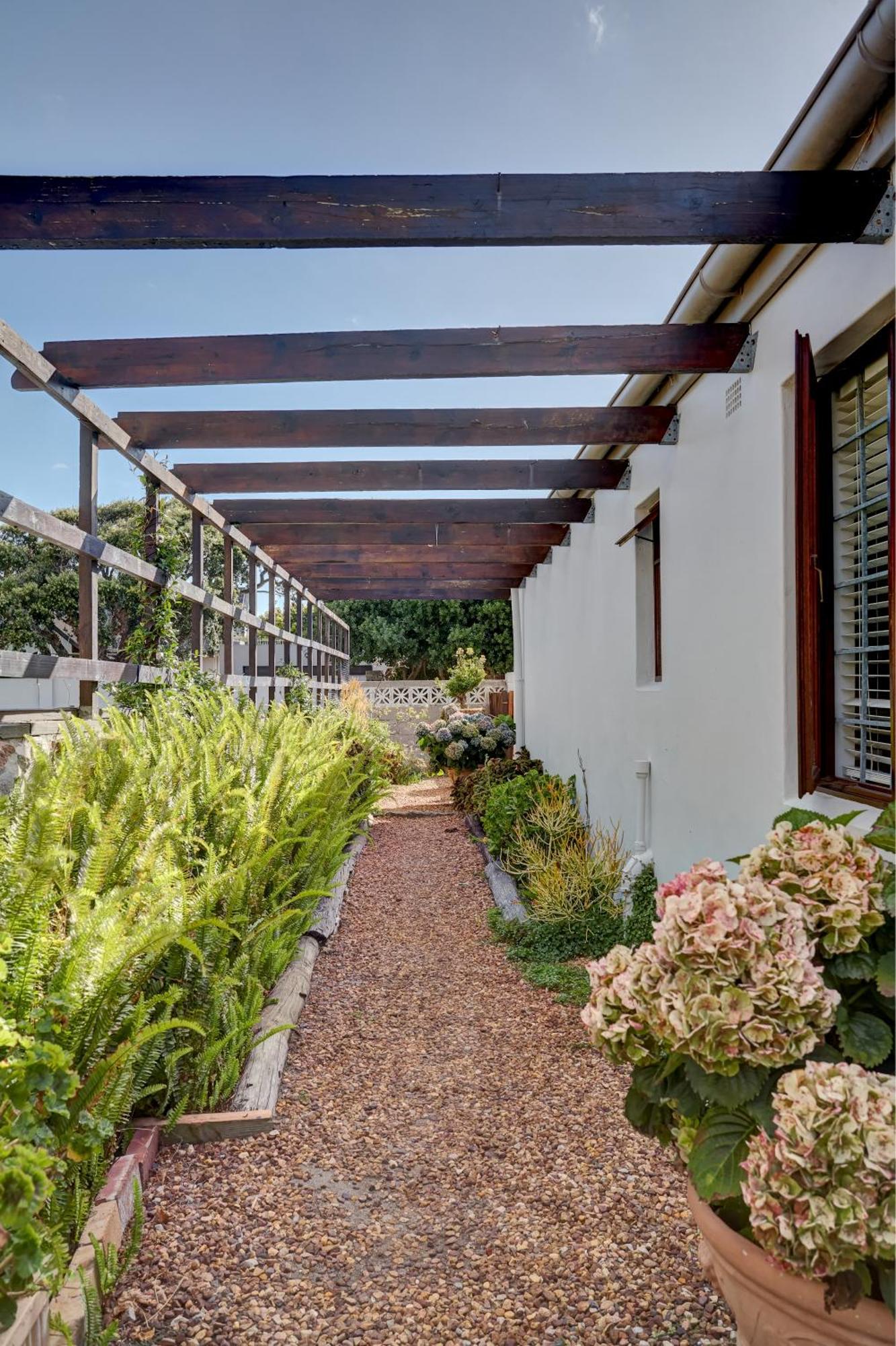 Beautiful Abalone Hotel Hermanus Bagian luar foto