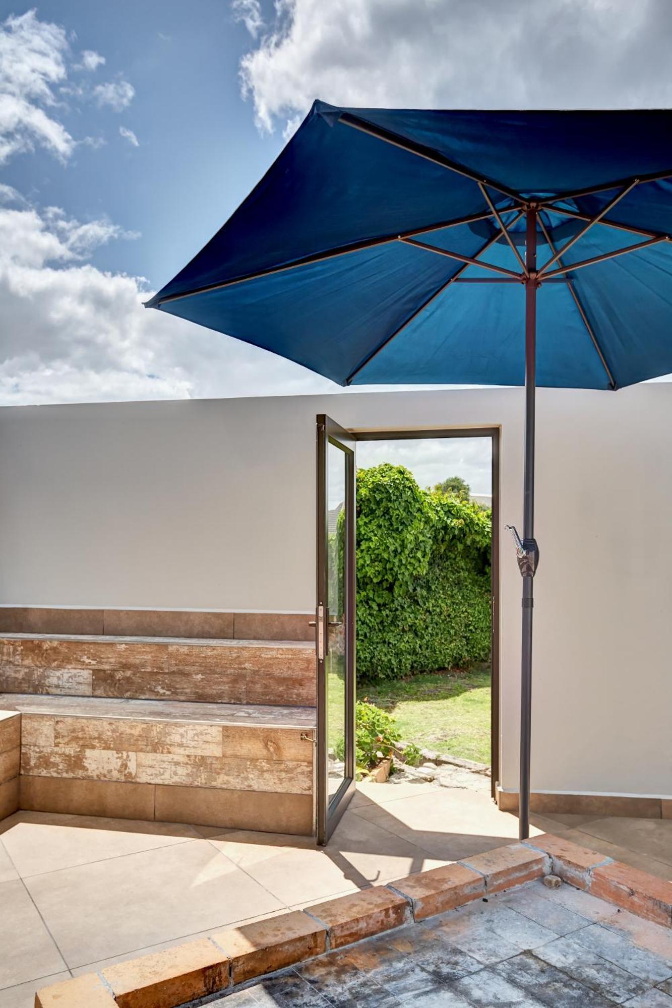 Beautiful Abalone Hotel Hermanus Bagian luar foto