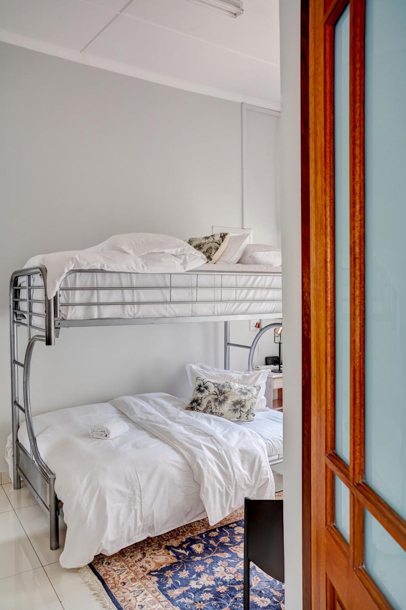 Beautiful Abalone Hotel Hermanus Bagian luar foto