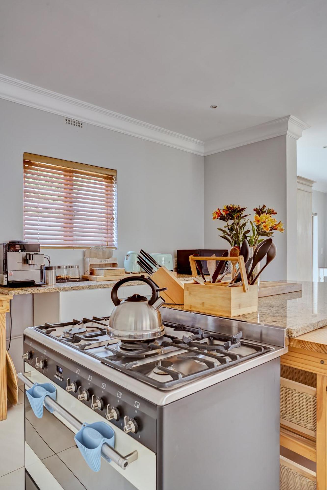 Beautiful Abalone Hotel Hermanus Bagian luar foto