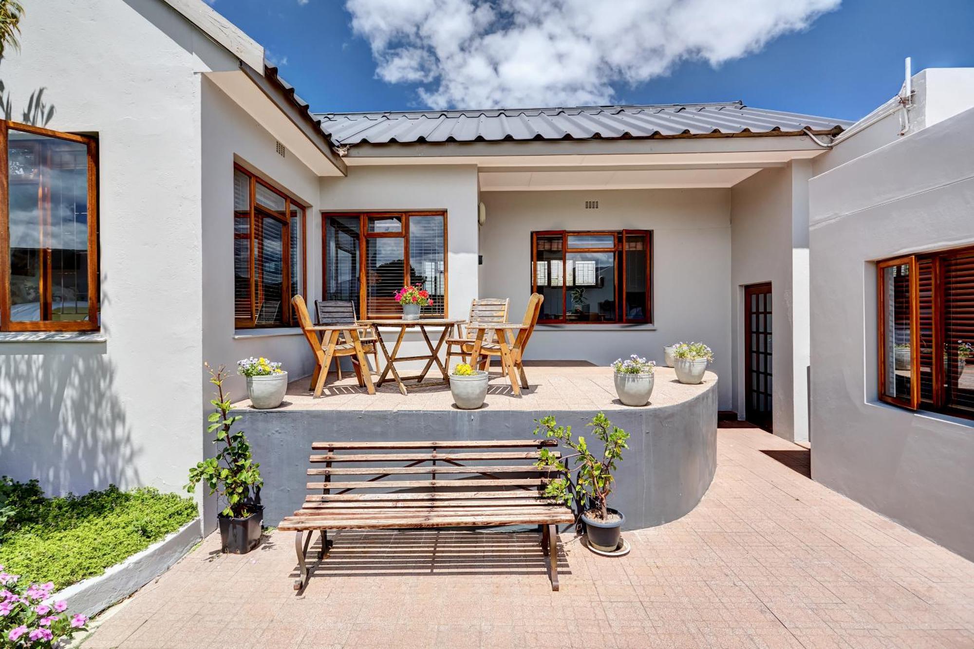 Beautiful Abalone Hotel Hermanus Bagian luar foto